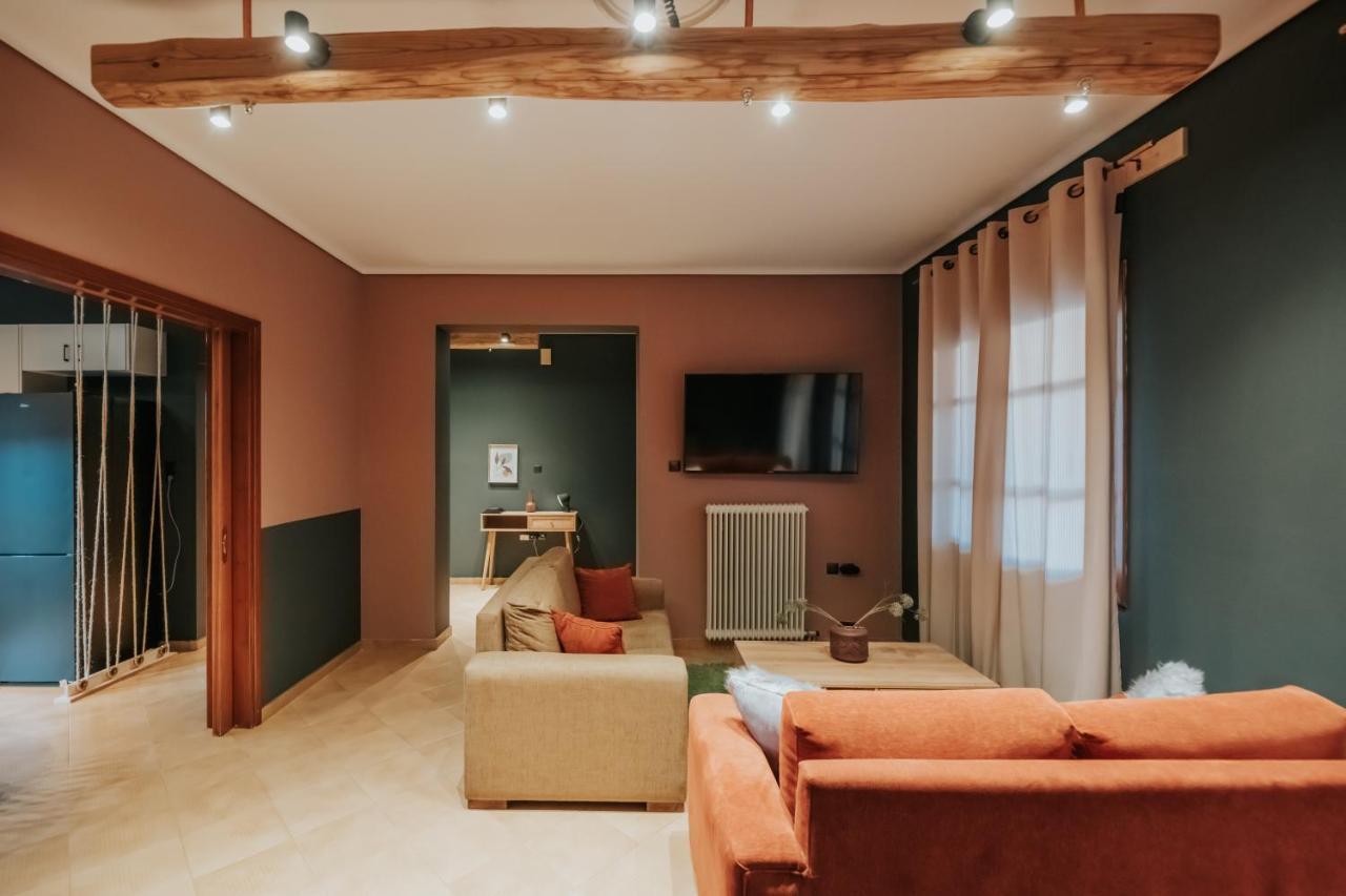 Kalavrita Krinides Apartment And Attics 外观 照片